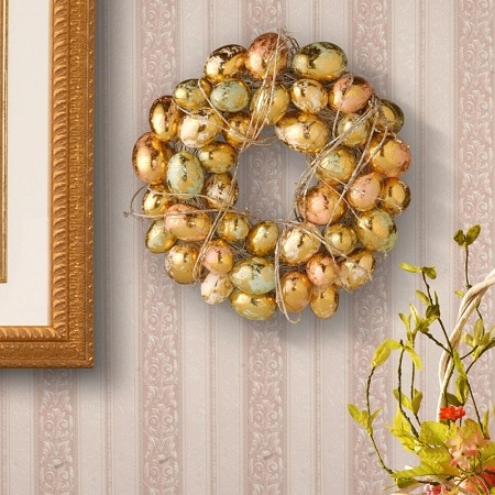 Easter Wreath with Gilded and Pearl Eggs #easterdecor #easterwreath
