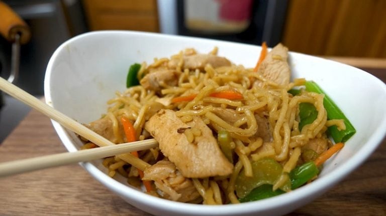 Easy Chicken Chow Mein Recipe