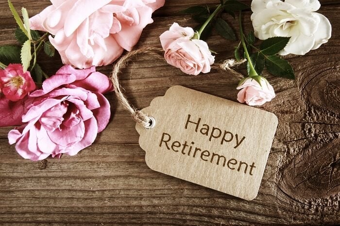 10 Best Retirement Gift Baskets That Will Make Their Day!