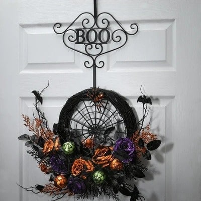 14 Wreath with Metal Boo Hanger